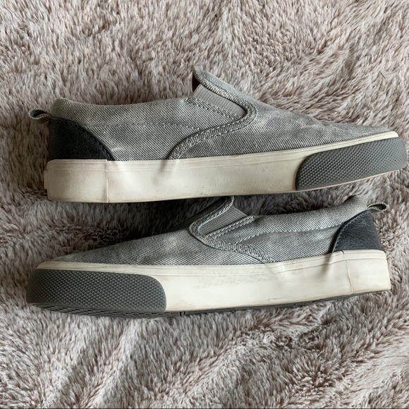 Canvas Slip-on Sneakers for Boys in Size 2 in Color Gray and white - Picture 4 of 7